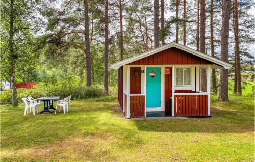 Cozy Home In Ljungby With Kitchen