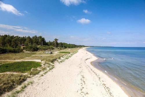 Ferienhaus in Yngsjö wenige Schritte zum Meer